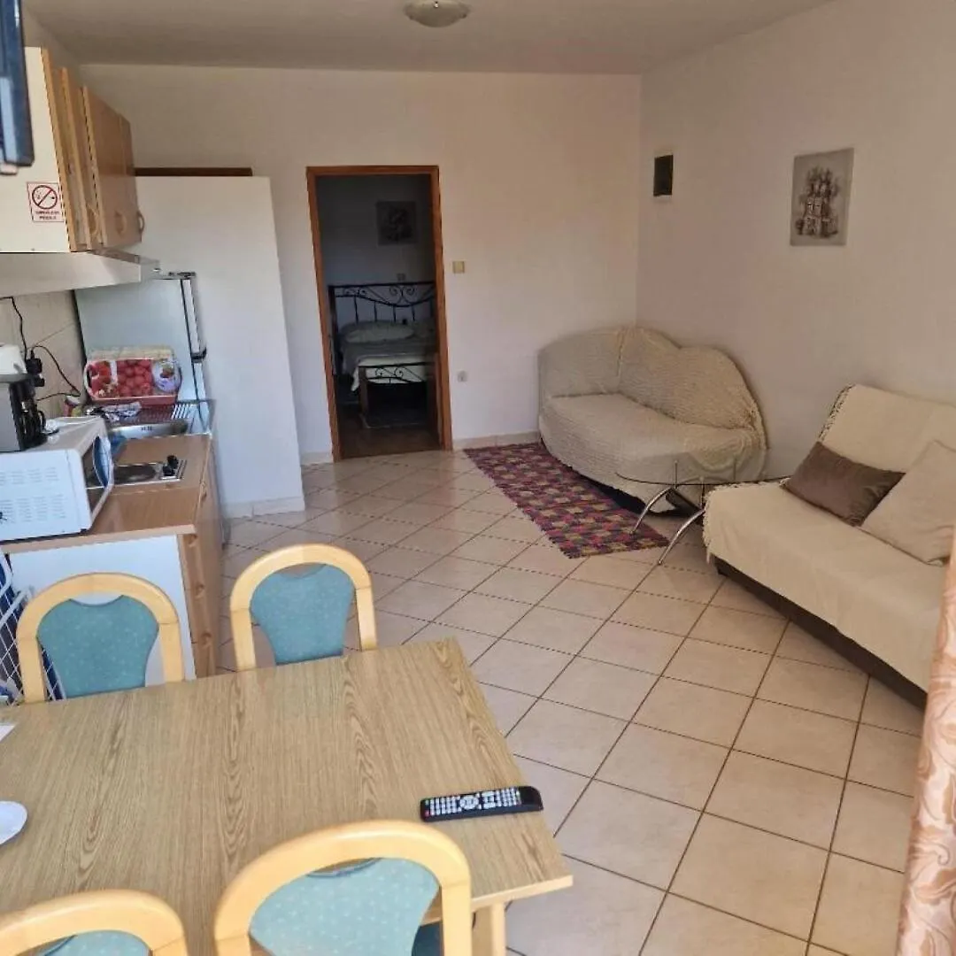 Apartment Damir Lopar Croatia